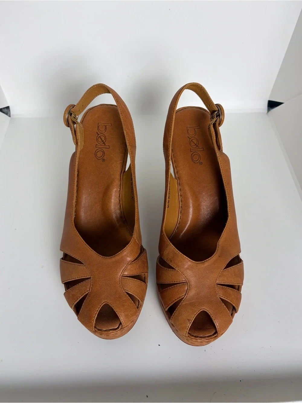 Bolo Leather Peep-Toe Slingback Wedge Sandals in Cognac; Size 8/39; Made by Born